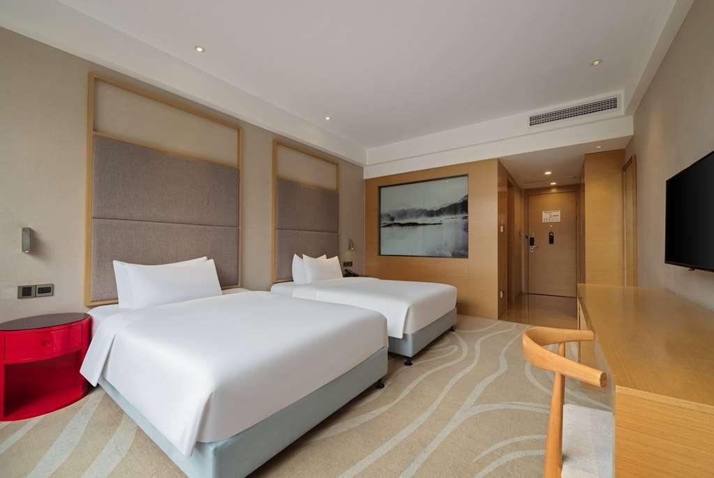 Ramada Encore Jintang Chengdu Room photo